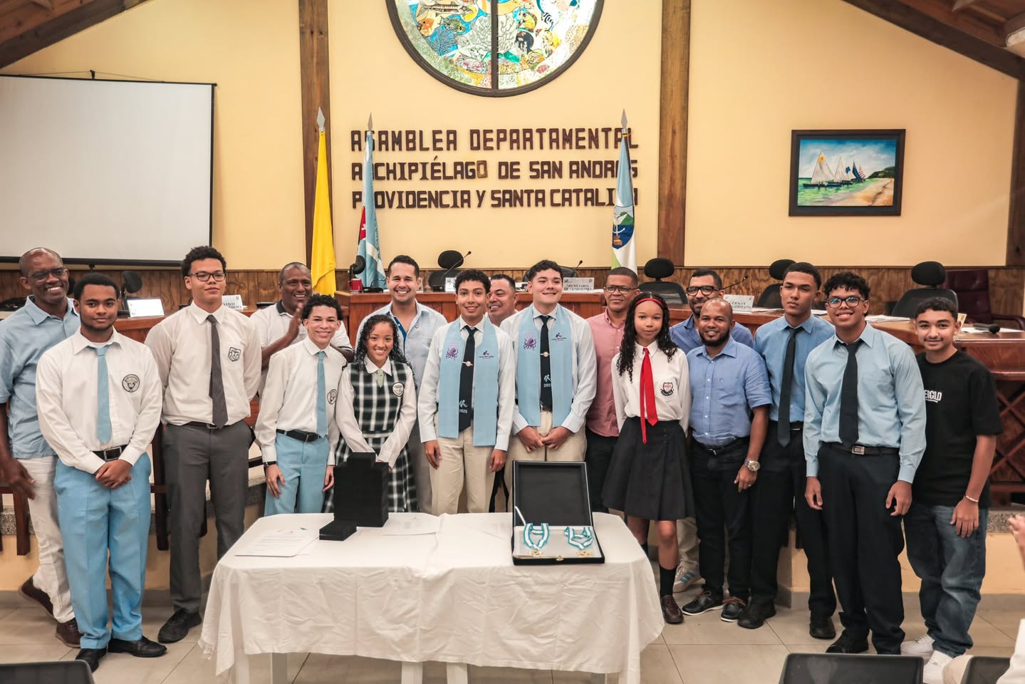 EXALTAMOS A LOS MEJORES ICFES Y MEJOR BACHILLER 2025 DEL ARCHIPIÉLAGO