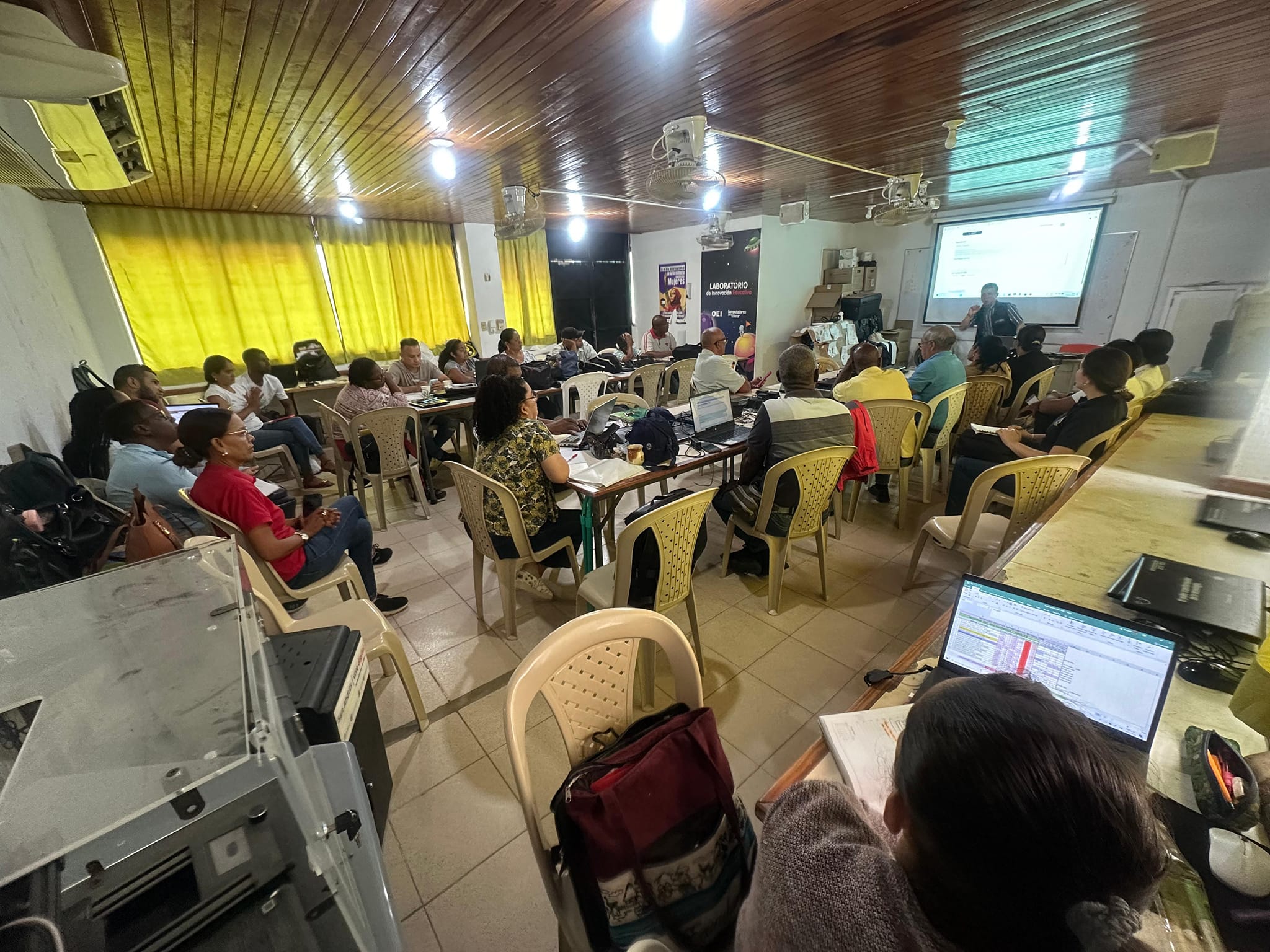 Fortaleciendo La Inclusión Educativa: Asistencia Técnica Con El INCI